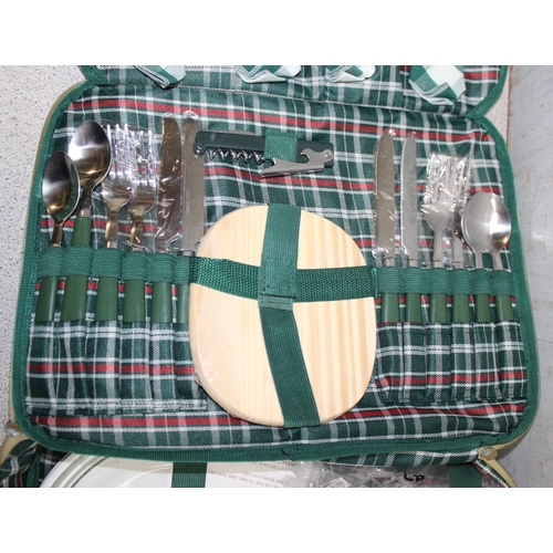 1719 - 2 vintage picnic sets, one by Brexton, and a picnic blanket