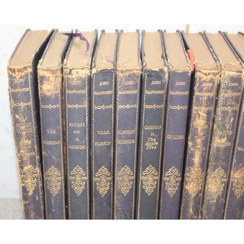 501 - Qty of assorted antique and later books to inc leather bound and Observer etc