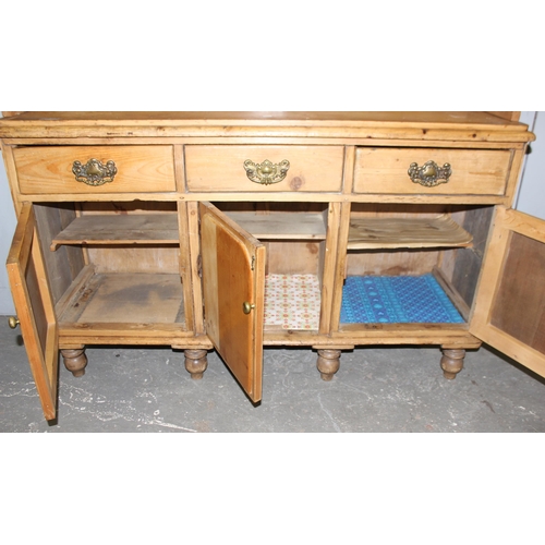 67 - An antique pine farmhouse country kitchen dresser, 3 drawers over 3 cupboards, approx 133cm wide x 4... 