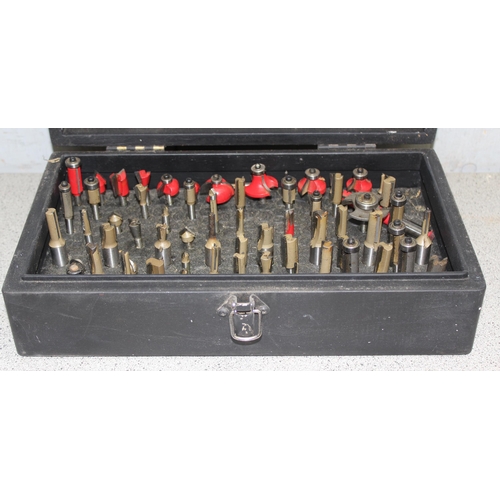 823 - Boxed selection of router bits