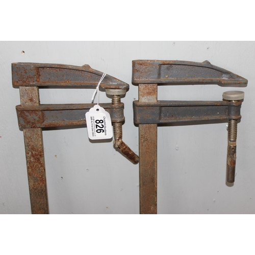 826 - Pair of sash clamps, each approx 130cm long