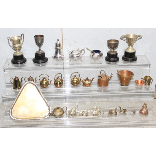 1615 - Qty of miniature metalware items, mostly brass to incl teapots, trophies, silver-plated cruet items,... 