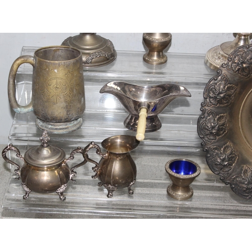 1026 - A large qty of assorted antique and later silver plated items to inc 3 candelabra, approx 12kg gross