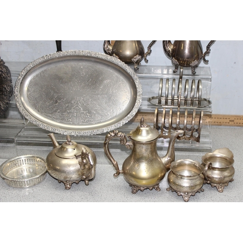 1026 - A large qty of assorted antique and later silver plated items to inc 3 candelabra, approx 12kg gross