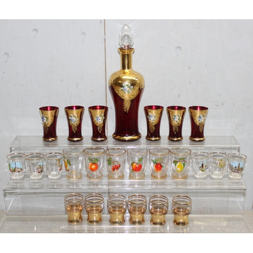 1617 - Qty of assorted retro shot glasses etc