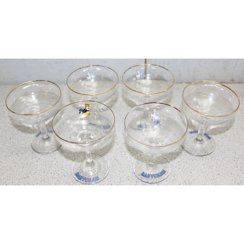 1618 - A set of 6 vintage Babycham glasses