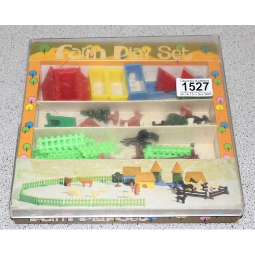 1527A - Vintage plastic farm play set in box