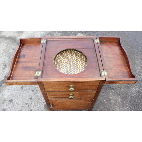 136 - Georgian mahogany and boxwood gentleman's wash stand, approx 40cm W x 40cm D x 84cm H