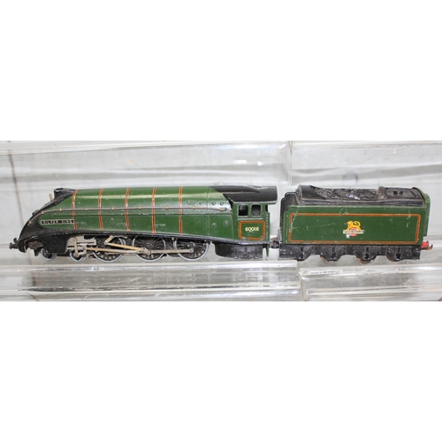 1555 - Qty of OO gauge items to incl Silver King engine, track and boxed Hornby Dublo scenery etc