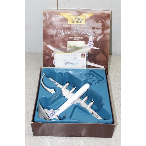 1562 - Corgi 'The Aviation Archive' Classic Propliners Boeing Stratocruiser Pan Am 1:14 scale model