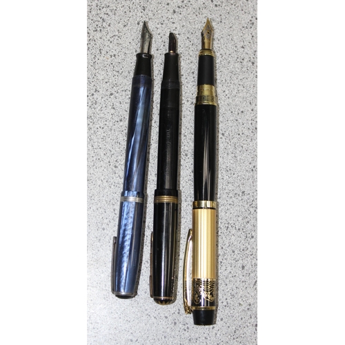 1625 - Qty of assorted vintage and later fountain pens, to inc Parker etc, one with 14ct gold nib