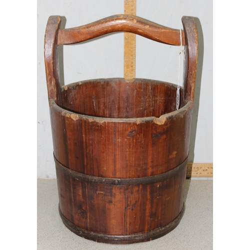 1797 - Vintage half-barrel style coopered wooden yoke pale/bucket, approx 36cm diameter