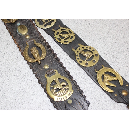 1803 - Qty of vintage horse brasses on leather straps