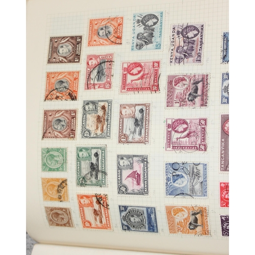 511 - Large qty of stamps in albums containing GB, rest of the world, mainly 20th century