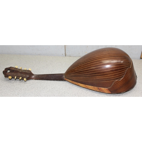 612 - Vintage boxed Il Globo Mandolin