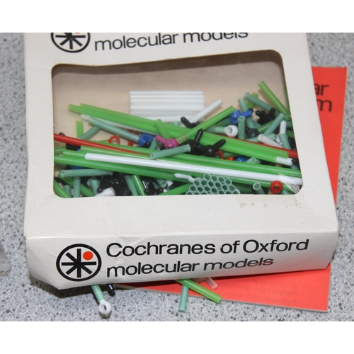 665 - Cochranes of Oxford molecular model making kit