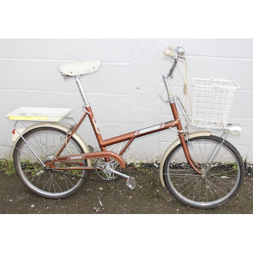 735 - Vintage Raleigh Shopper bicycle