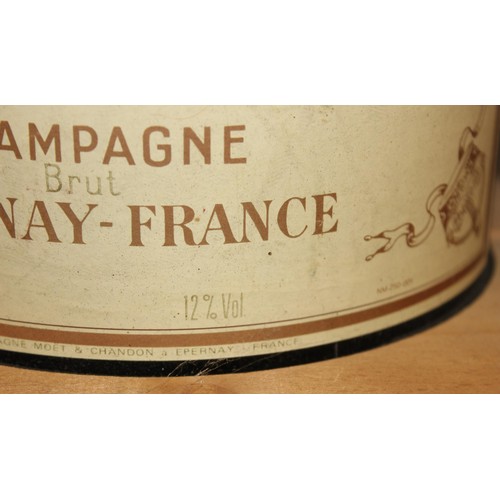 1643 - Moët & Chandon Salmanazar Brut NV Champagne 900cl (9 litre) in original wooden display box