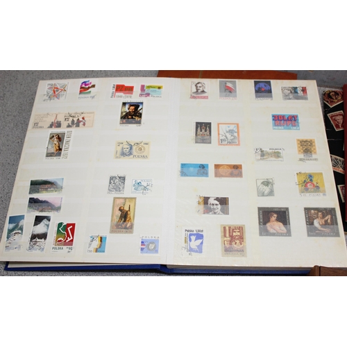 527 - Qty of assorted stamps in albums, loose stamps, and other ephemera etc