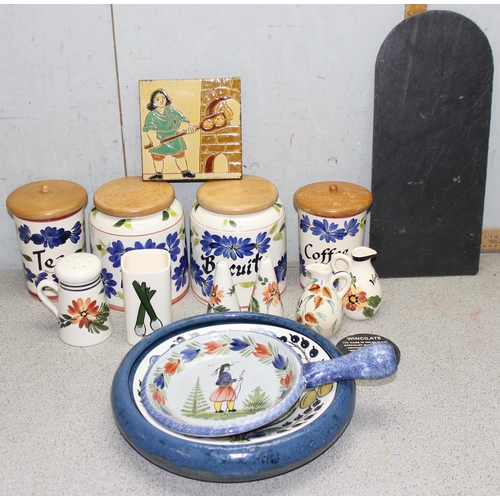 1736A - Qty of mixed kitchenalia to include storage pots by Toni Raymond and a chef du plats by Quimper