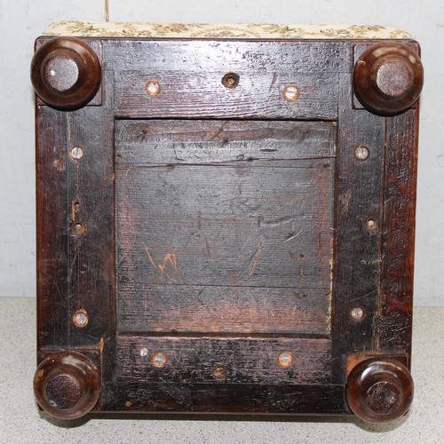 1790 - Qty of misc to incl nest of tables, rope lamp, rope door stop and an antique footstool (4)