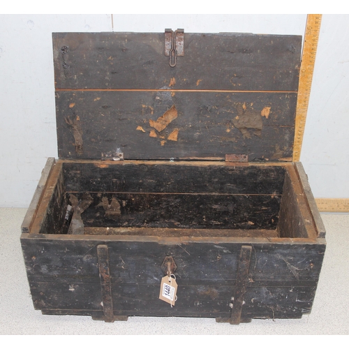 1440 - Vintage black wooden ammo box with iron side handles approx. 58cm W x 29cm D x 26cm H