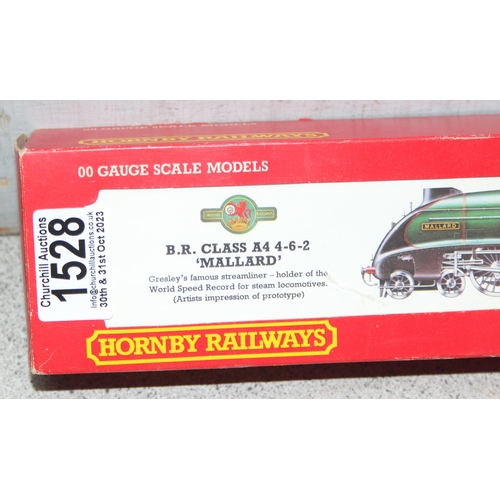 1528 - Hornby Railways OO gauge scale model in box of a B.R. Class A4 4-6-2 'Mallard' locomotive train engi... 