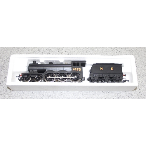 1530 - Hornby Railways OO gauge scale model in box of 4-6-0 Class B12 locomotive and tender