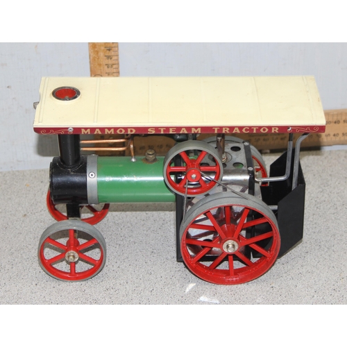 1540 - Vintage T.E. 1a Mamod steam engine with original box