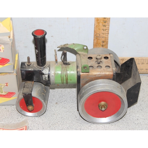 1542 - Vintage Mamod steam engine with associated accessories to incl Solid Fuel and Model Power Press, Lin... 