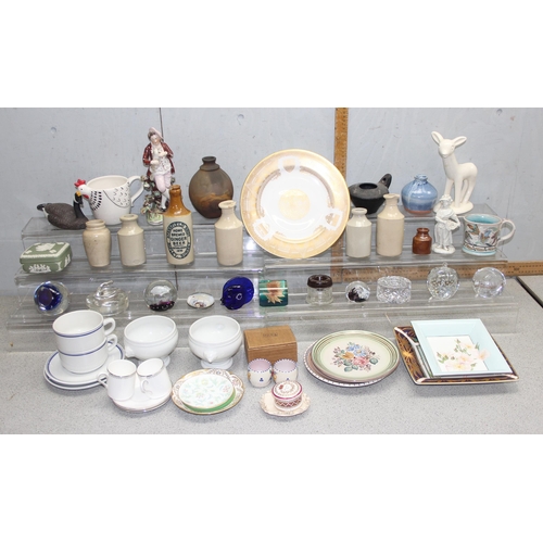 1747 - 2 boxes of ceramic and glass, to incl stoneware bottles, paperweights, Vera Wang coffee cups and sau... 