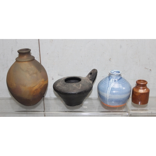 1747 - 2 boxes of ceramic and glass, to incl stoneware bottles, paperweights, Vera Wang coffee cups and sau... 