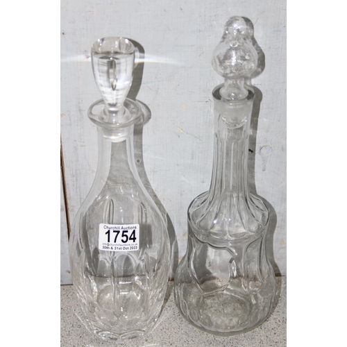 1754 - 5 vintage crystal decanters with stoppers, with 2 decanter labels