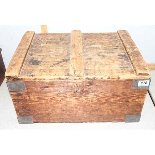 276 - Assorted vintage wooden boxes and an old wooden shopkeepers till, largest approx 51cm x 36cm x 26cm