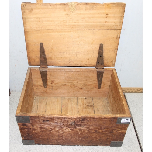 276 - Assorted vintage wooden boxes and an old wooden shopkeepers till, largest approx 51cm x 36cm x 26cm