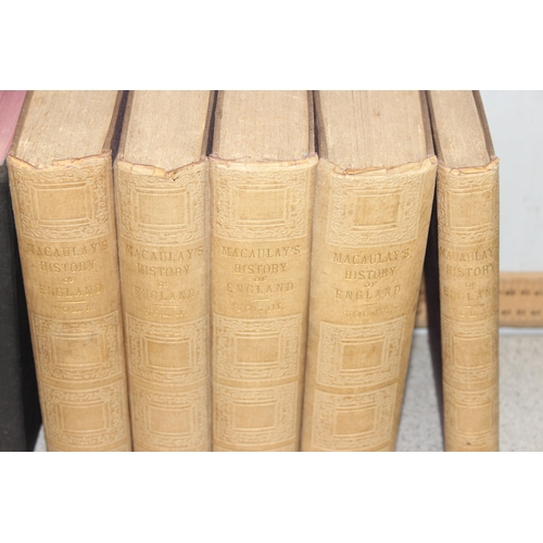 514 - First editions of Winston Churchill 'The Second World War' volumes I-VI, and volumes I-V of History ... 