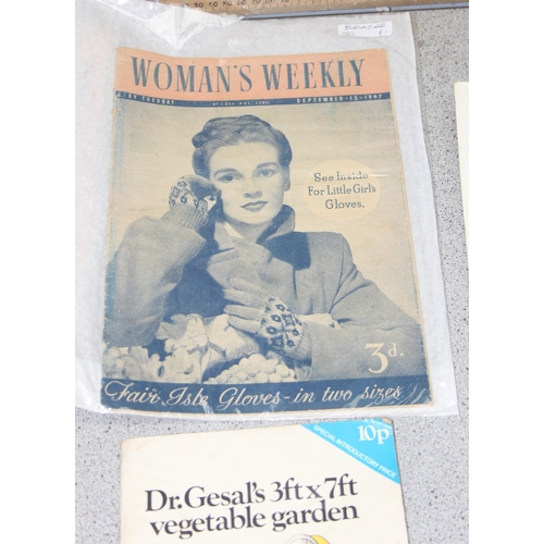 522 - Qty of assorted vintage ephemera to inc a 1959 Kelly's Directory, 1968 Kelly's Oxford Directory, var... 