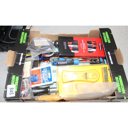 845 - Qty of unopened tools and a boxed jigsaw