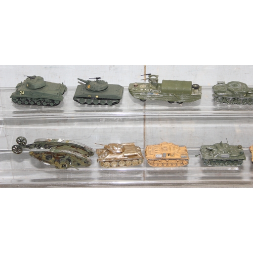 1551 - Qty of plastic vintage toy military vehicles, mostly tanks