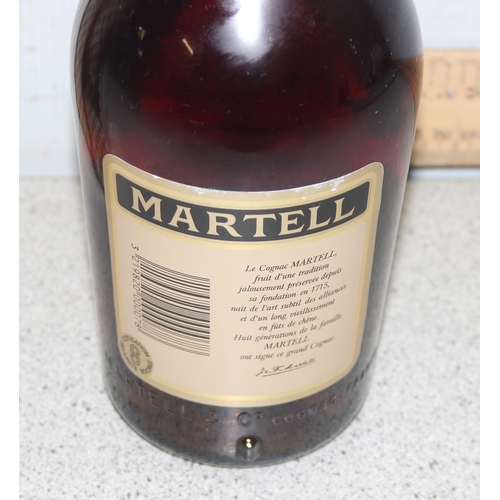 1636 - Boxed 70cl bottle of Martell V.S. cognac