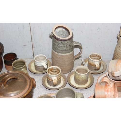 1774 - Large qty of pottery items by ceramicist Colin Pearson, including coffee pots, cups and saucers, cas... 