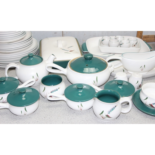 1777 - Huge qty of retro Denby Greenwheat pattern dinner service, to incl dinner plates, gravy boat, tureen... 