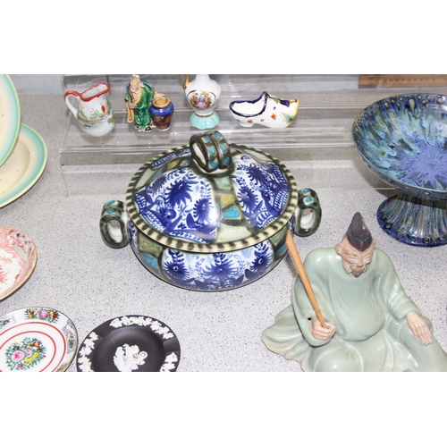 1788 - Large qty of mixed antique and later china, to incl Clarice Cliff & Alfred B. Pearce of London cabin... 