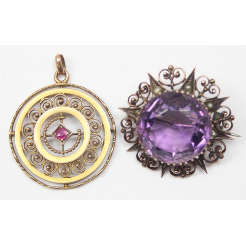 1110 - A German 8ct gold (.333) brooch set with large purple stone and a similar 8ct gold and filigree pend... 