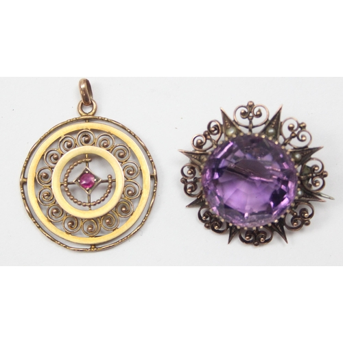 1110 - A German 8ct gold (.333) brooch set with large purple stone and a similar 8ct gold and filigree pend... 