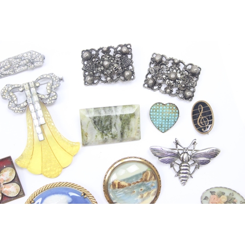 1115 - Qty of assorted vintage jewellery mainly brooches