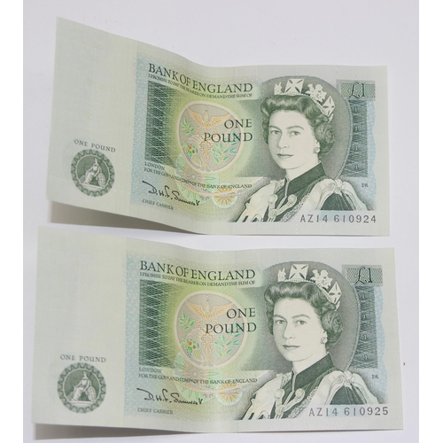 1255 - A set of 5 Queen Elizabeth II Somerset £1 notes, all sequential serial numbers AZ14 610921-25