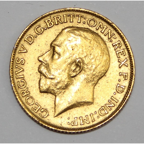 1256 - British Gold Coins - George V (1910-1936), 1913 gold full sovereign coin, London mint, approx 7.96g ... 