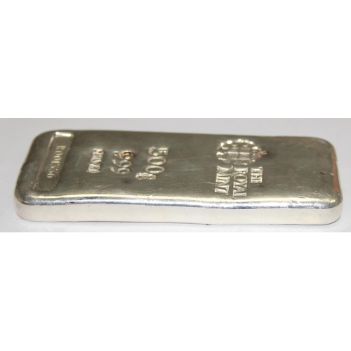 1261 - A Royal Mint 500g cast silver bar or ingot, made from .999 pure silver