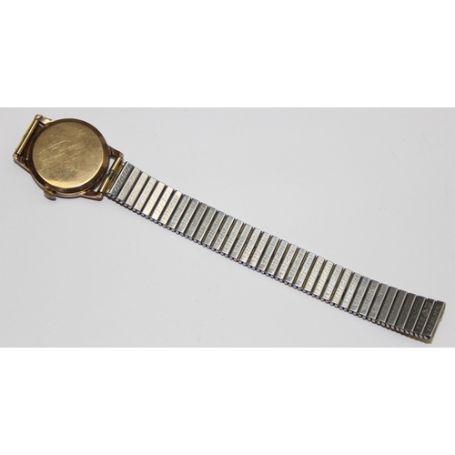 1304 - A 9ct gold cased vintage gents watch by Smiths, case marked for Birmingham 1959, on expanding gold p... 